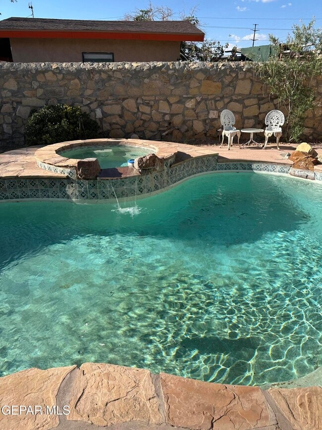 Photo - 3518 Breckenridge Dr