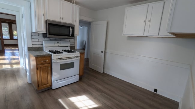 Building Photo - 18 Appleton Pl