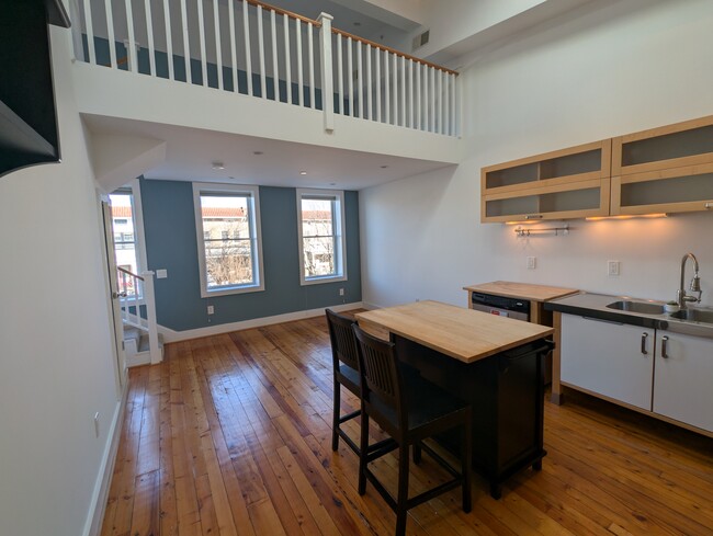 Petworth - Petworth Condo Unit 3