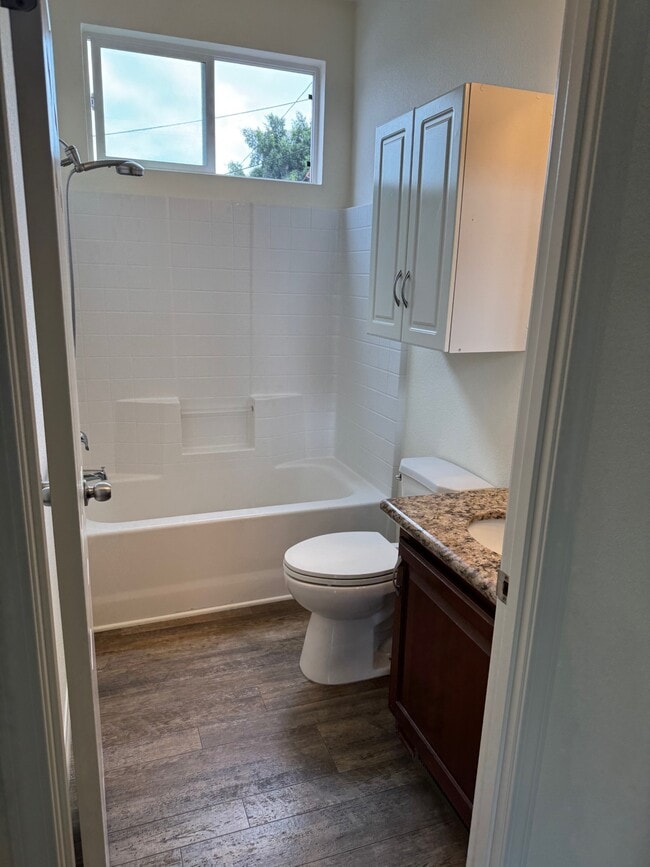 Photo - 6508 Florence Pl