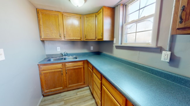 Photo - 3749 S Washington St Unidad Apartment 5
