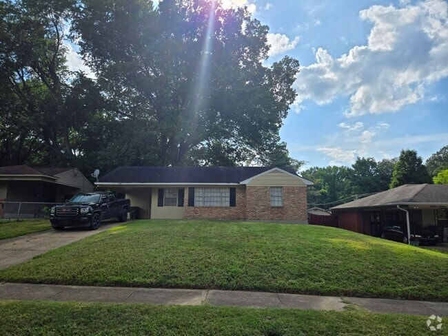 Building Photo - 4 Success Realty is now offering this 3 be... Rental