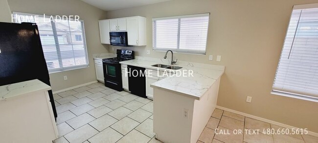 Photo - 10423 W Pasadena Ave