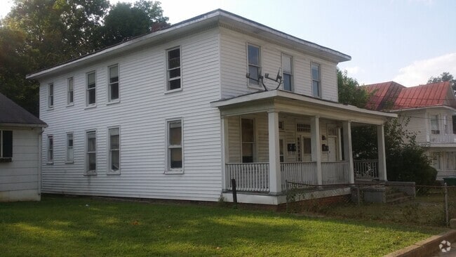 Building Photo - 616 Harrison St Rental