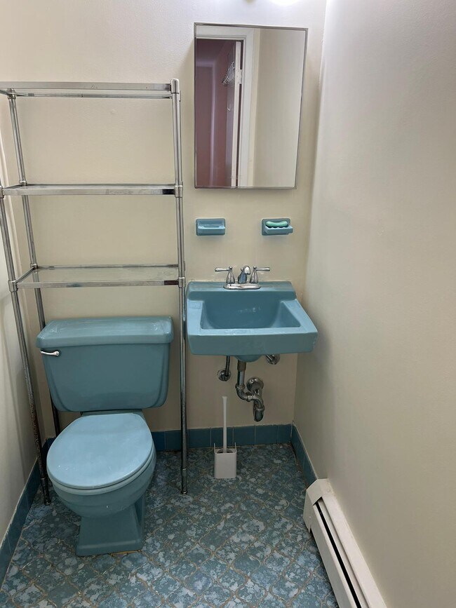 Photo - 2735 E 23rd St