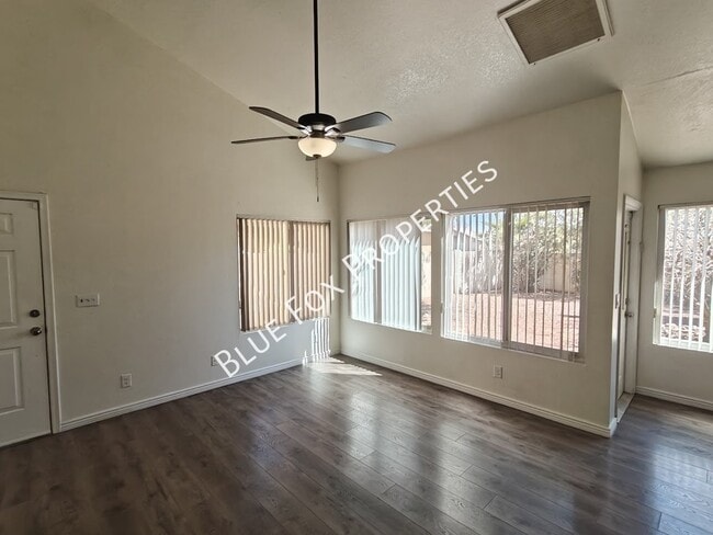 Photo - 3049 Avenida Destino