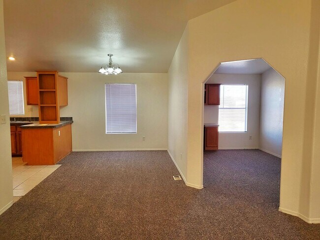 Photo - Beautiful Mountain views!