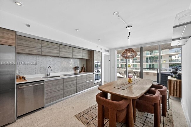 Photo - 6620 Indian Creek Dr Unit 416