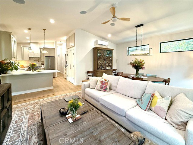 Photo - 453 E Grand View Ave