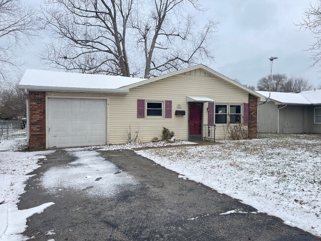 Photo - 2043 S Sagamont Ave