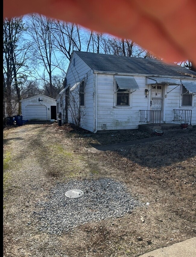 Photo - 32 Connolly Dr