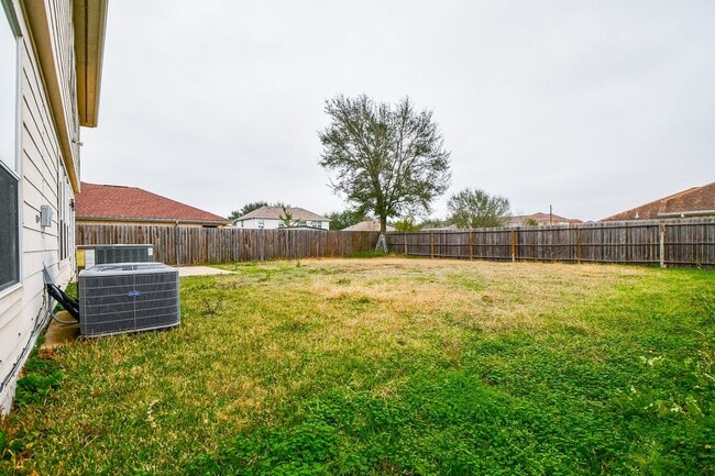 Photo - 9641 Weldridge Dr