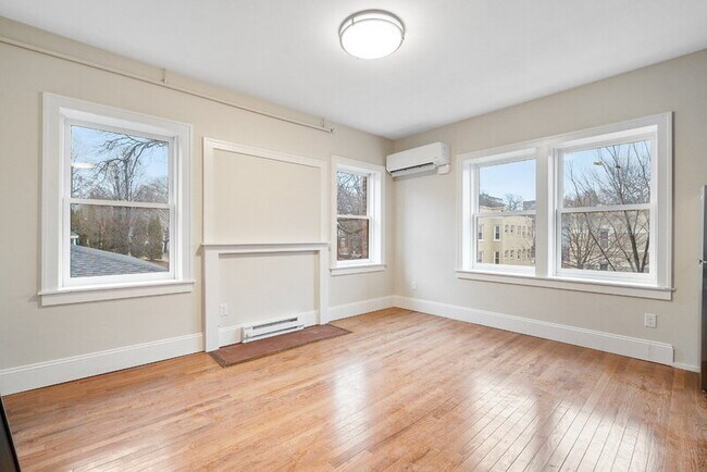 Photo - 702 20th St Unidad 201