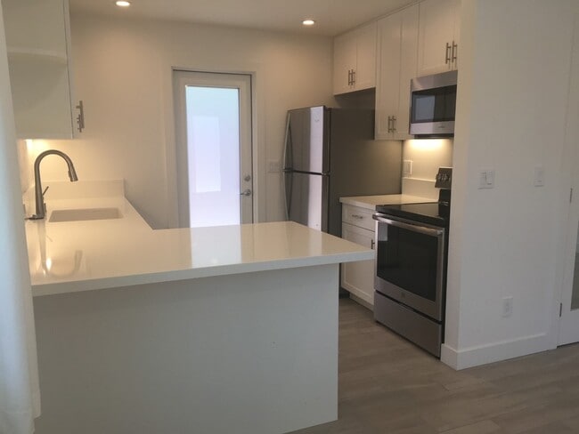 211 N Sierra Ave Unit 211 N. Sierra Ave. #2