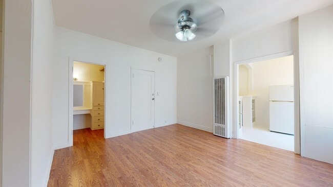 Photo - 21 Westminster Ave Unit 202