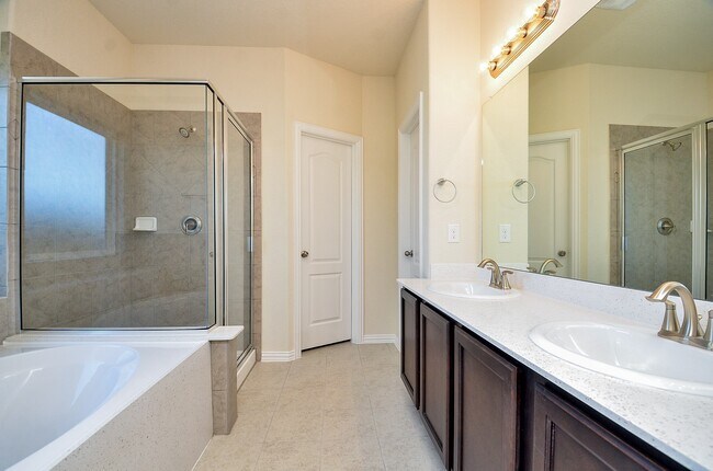 Photo - 5118 Brookshire Pass Dr
