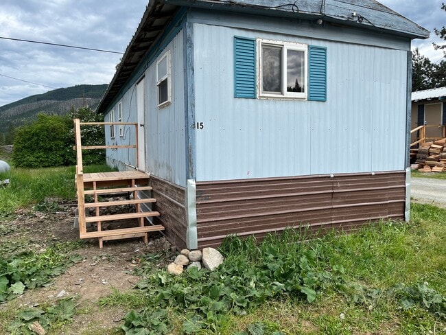 Building Photo - 1130 MT-135