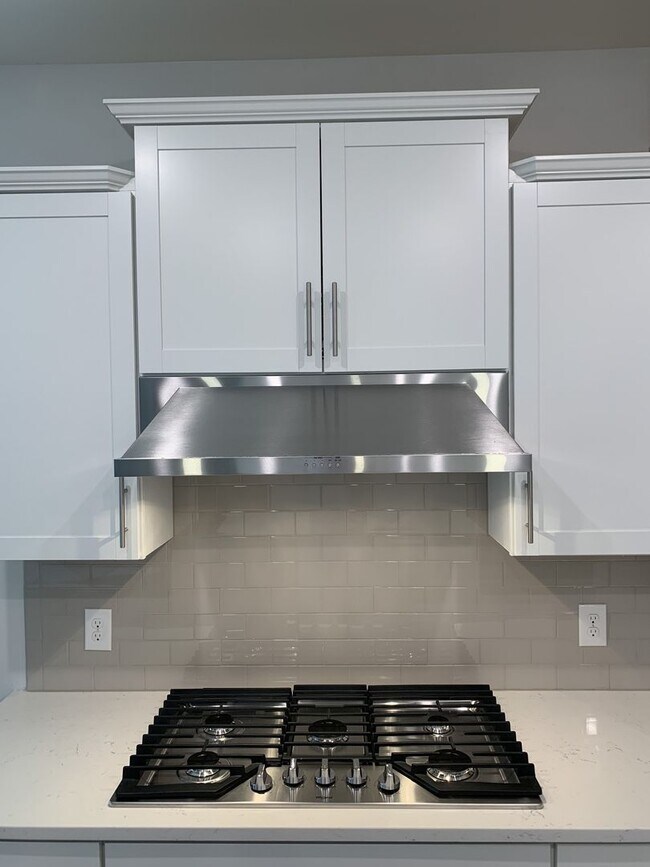 Photo - 1708 Boardwalk Pl