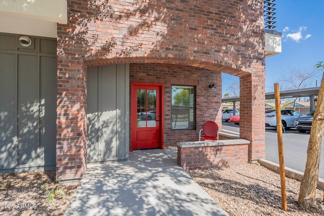 Photo - 475 N 9th St Unidad 106
