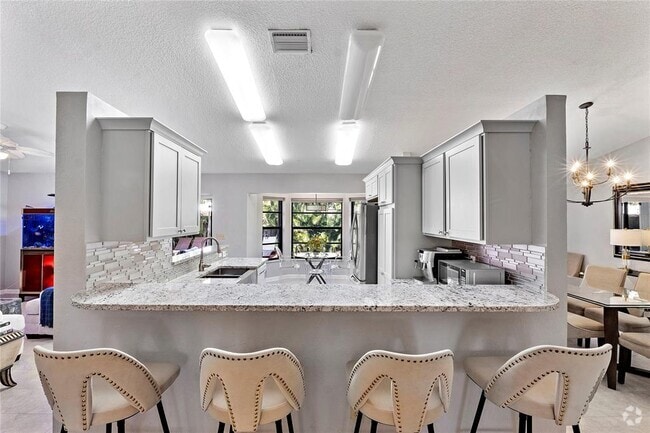 Building Photo - 6512 NW 54th Ct Rental
