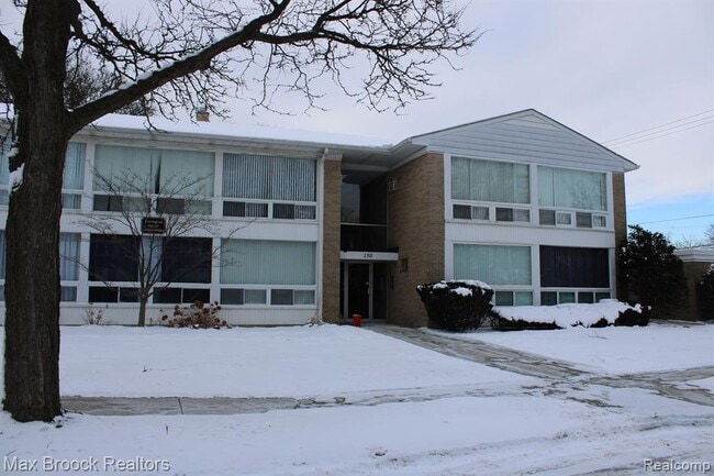 Photo - 150 Bird Ave Unidad 25