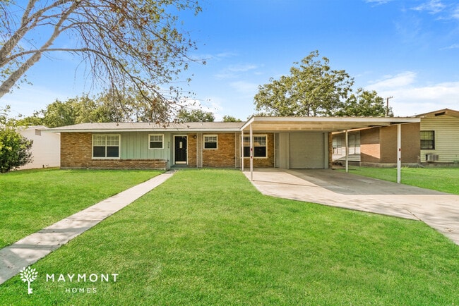 Building Photo - 906 Olney Dr Rental