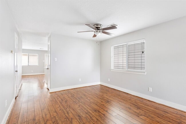 Photo - 20192 Alden's Oak