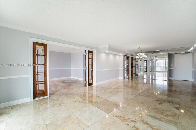 Photo - 6039 Collins Ave Unidad 1229