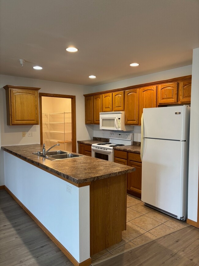 Photo - 3634 Calvert Rd Unit 314