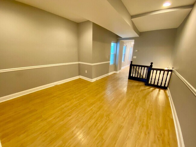 Photo - 2120 E Fayette St Unidad 2