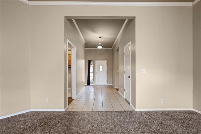 Photo - 17029 Woodvine Dr