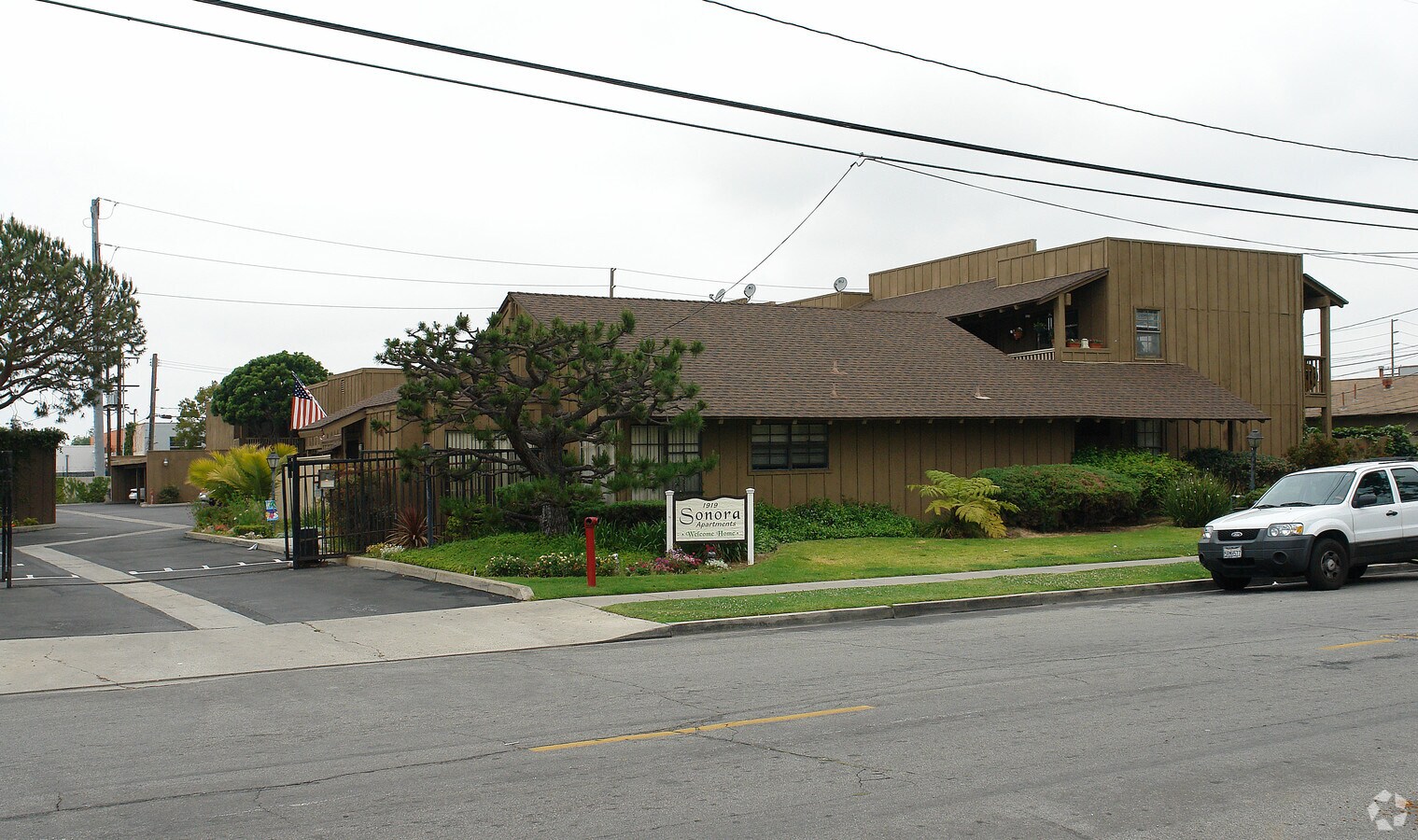 Sonora Apartments - Sonora Apartments