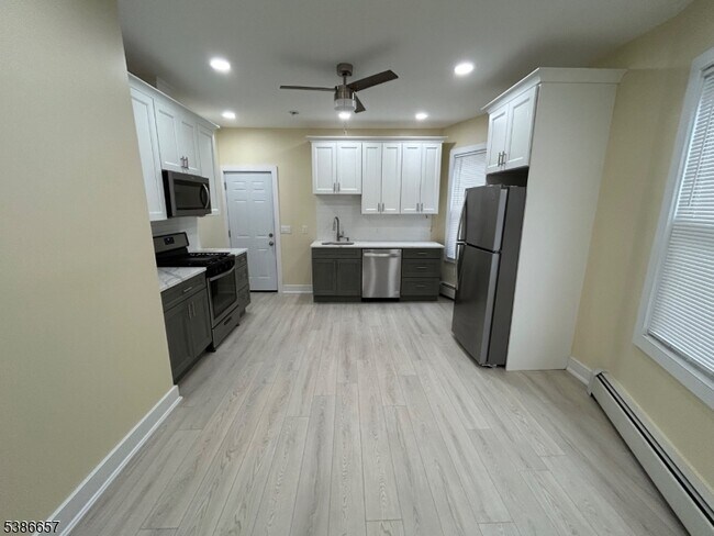 Photo - 15 N 14th St Unidad 3