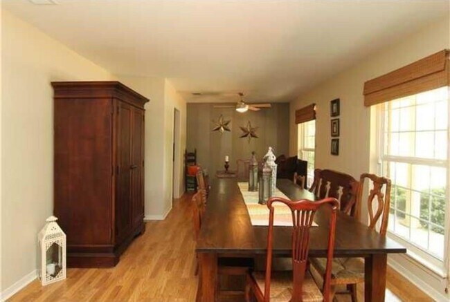 Photo - 6301 Emory Ln