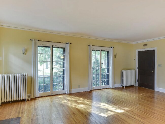 Photo - 2722 N Vincent Ave Unit 1