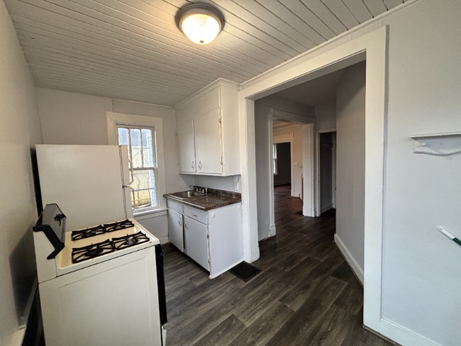1404 W Michigan Ave Unit 2
