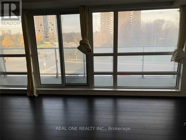 Photo - 2015 Sheppard Ave E Unit 306