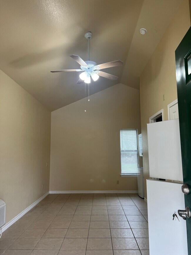 Photo - Log Cabin Plaza Unit 106B