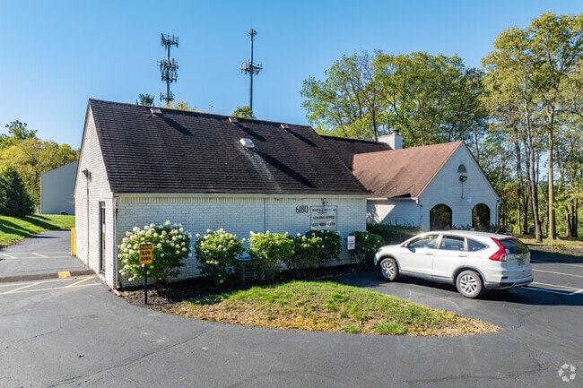 Leasing Office - Scioto Commons