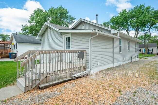 Photo - 2409 45th St