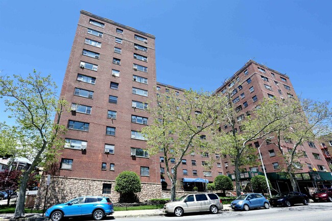 Building Photo - 6515 JFK Blvd E Unit 10C