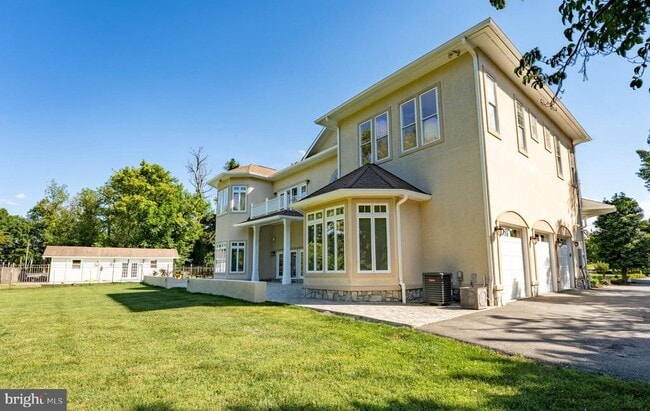 Photo - 10805 S Glen Rd