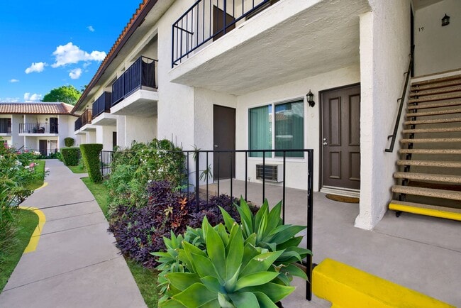 Photo - CASA DE VALLE