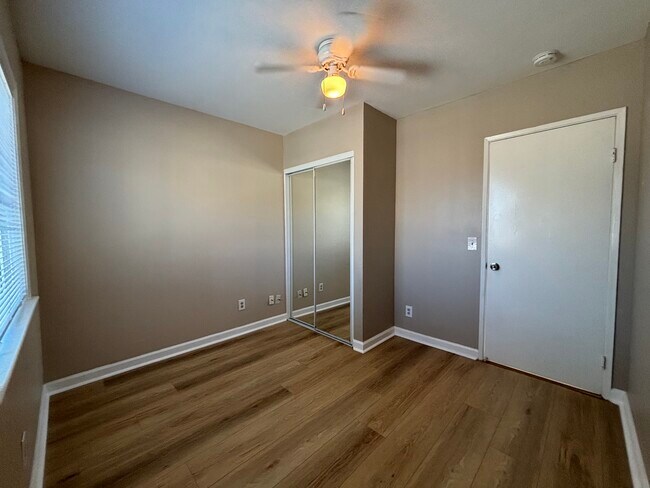 Second Bathroom - 3949 32nd St Unidad 3949 32nd Street
