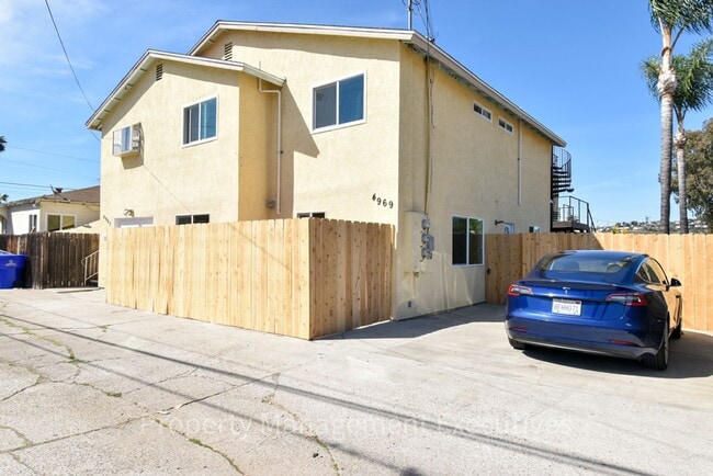 Building Photo - Brand New 3 Bedroom Unit 4969 68th Street