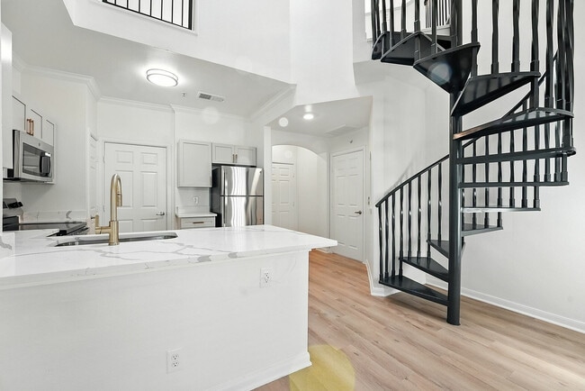 02_1001_Ross_Ave_Dallas_TX_75202_EE. UU.-Vestíbulo-19903302 - The Griffin