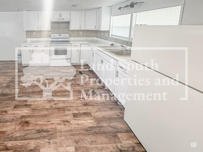 Photo - 1611 Slash Pine Rd