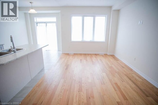 Photo - 58 Bellhouse Ave