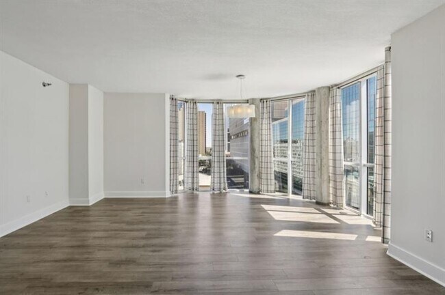 285 Centennial Olympic Park Dr NW Unit 1108