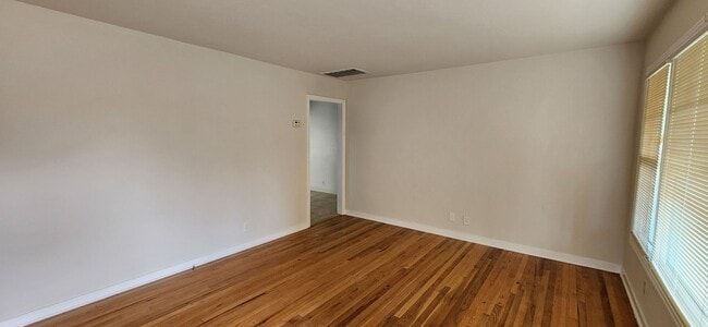 Photo - 1720 Oregon Dr